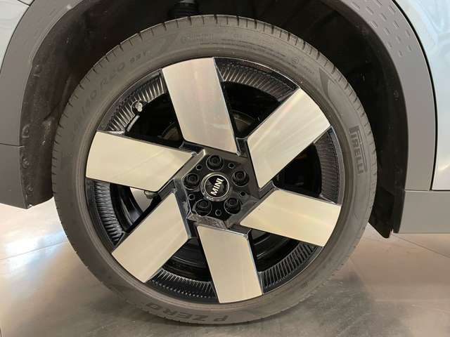 ミニ ミニカントリーマン ＳＥ ＡＬＬ４ ４ＷＤ R6年 (関東) 99