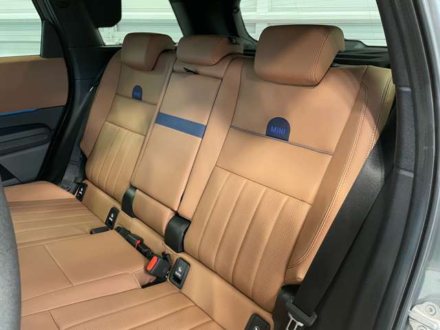 ミニ ミニカントリーマン ＳＥ ＡＬＬ４ ４ＷＤ R6年 (関東) 99