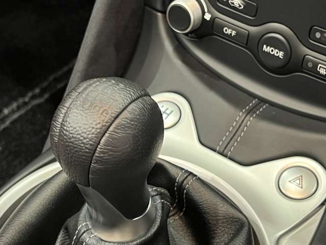 日産 フェアレディＺロードスター ３．７ バージョン ＳＴ H21年 (関東) 99