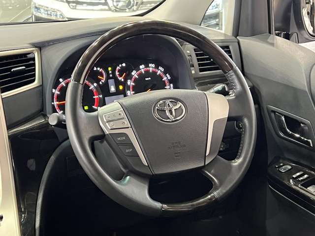 トヨタ ヴェルファイア ２．４Ｚ　ゴールデンアイズ H25年 (関東) 99