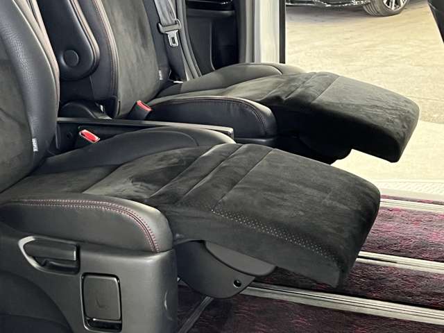 トヨタ ヴェルファイア ２．４Ｚ　ゴールデンアイズ H25年 (関東) 99