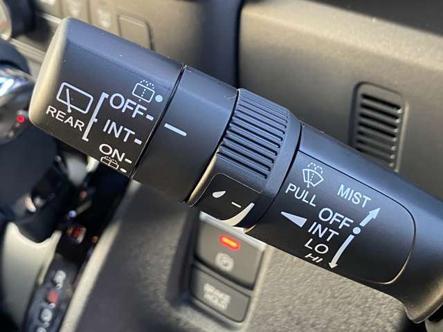 ホンダ Ｎ　ＢＯＸ カスタム ６６０ R5年 (九州・沖縄) 99