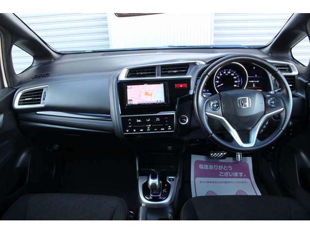 ホンダ フィット　ハイブリッド １．５ ハイブリッド Ｓパッケージ H27年 (関東) 99