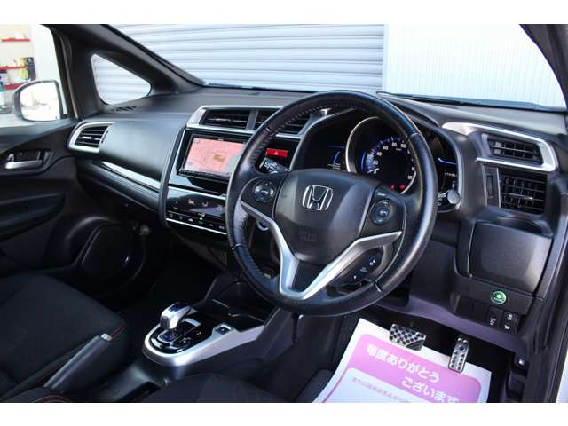 ホンダ フィット　ハイブリッド １．５ ハイブリッド Ｓパッケージ H27年 (関東) 99