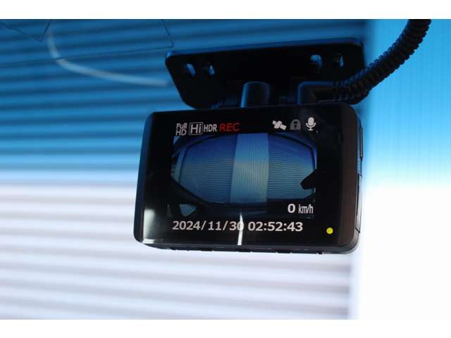 ホンダ フィット　ハイブリッド １．５ ハイブリッド Ｓパッケージ H27年 (関東) 99