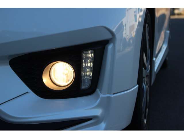 ホンダ フィット　ハイブリッド １．５ ハイブリッド Ｓパッケージ H27年 (関東) 99