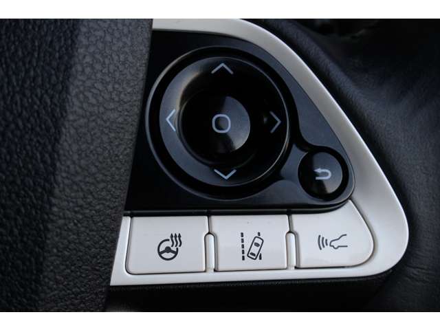 トヨタ プリウスＰＨＶ １．８ Ａ レザーパッケージ H30年 (関東) 99