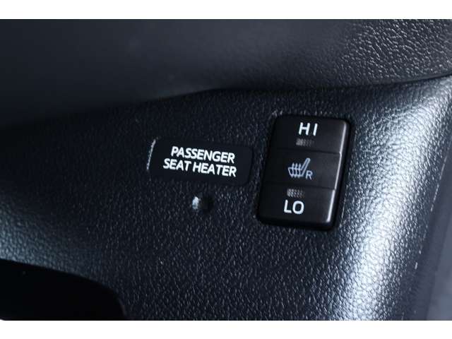 トヨタ プリウスＰＨＶ １．８ Ａ レザーパッケージ H30年 (関東) 99