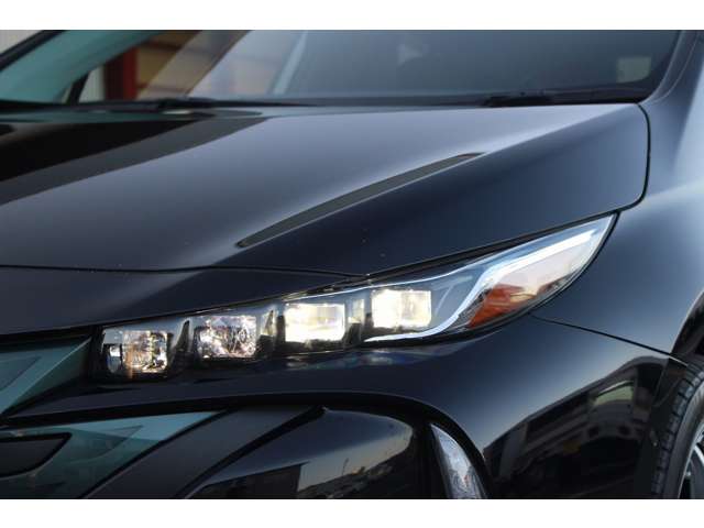 トヨタ プリウスＰＨＶ １．８ Ａ レザーパッケージ H30年 (関東) 99