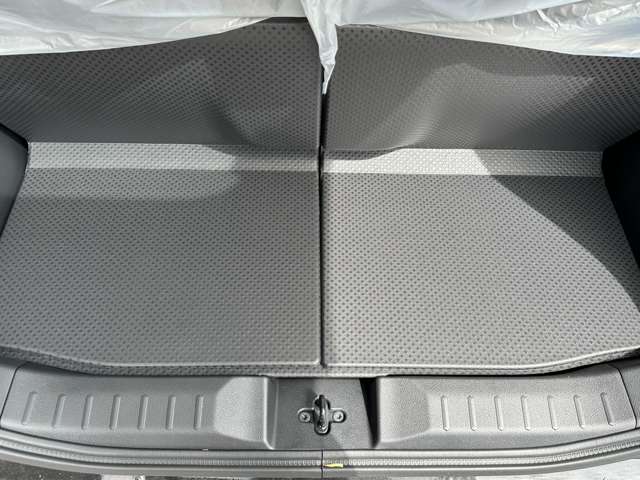 三菱 デリカ　ミニ ６６０ Ｇ プレミアム R6年 (中国) 99