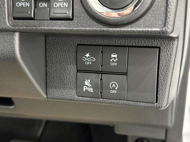 ダイハツ ムーヴ　キャンバス ６６０ ストライプス Ｇ R5年 (中国) 99