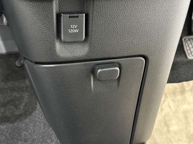 ダイハツ ムーヴ　キャンバス ６６０ ストライプス Ｇ R5年 (中国) 99