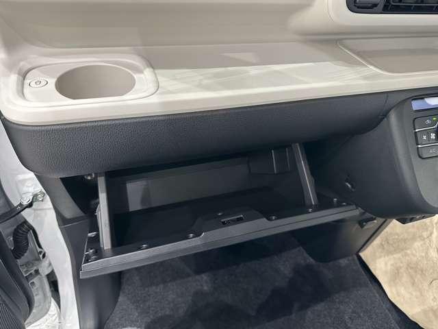 ダイハツ ムーヴ　キャンバス ６６０ ストライプス Ｇ R5年 (中国) 99