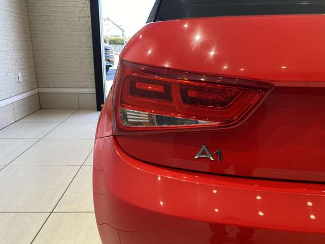 アウディ Ａ１　スポーツバック １．４　ＴＦＳＩ H26年 (九州・沖縄) 99