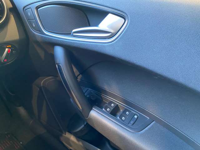 アウディ Ａ１　スポーツバック １．４　ＴＦＳＩ H26年 (九州・沖縄) 99