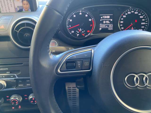 アウディ Ａ１　スポーツバック １．４　ＴＦＳＩ H26年 (九州・沖縄) 99