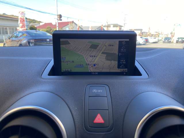 アウディ Ａ１　スポーツバック １．４　ＴＦＳＩ H26年 (九州・沖縄) 99