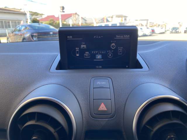 アウディ Ａ１　スポーツバック １．４　ＴＦＳＩ H26年 (九州・沖縄) 99