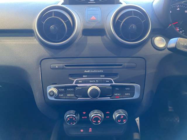 アウディ Ａ１　スポーツバック １．４　ＴＦＳＩ H26年 (九州・沖縄) 99