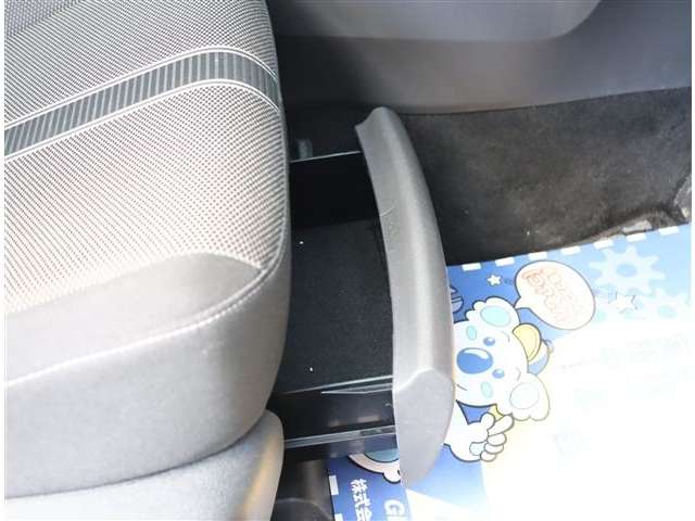 フォルクスワーゲン Ｔ－ＲＯＣ ＴＳＩ スタイル デザイン パッケージ R3年 (関東) 99