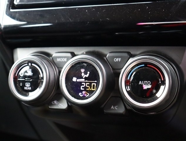 スズキ スイフト スポーツ １．４ H30年 (関東) 99