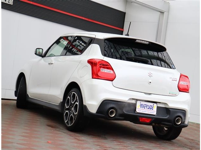 スズキ スイフト スポーツ １．４ H30年 (関東) 99