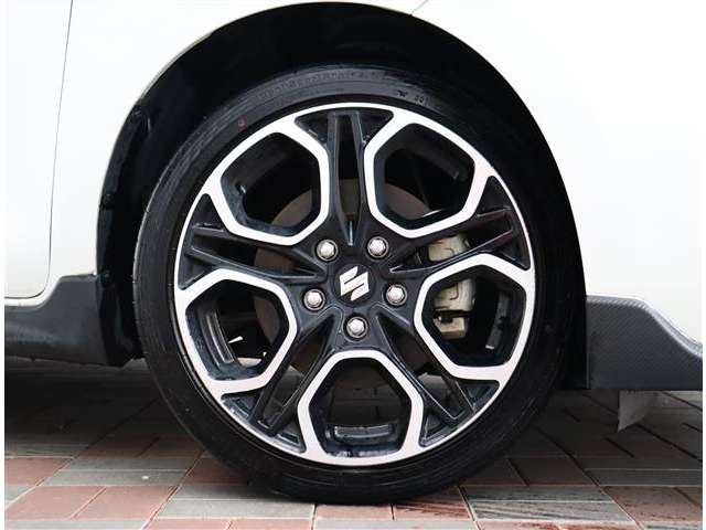 スズキ スイフト スポーツ １．４ H30年 (関東) 99