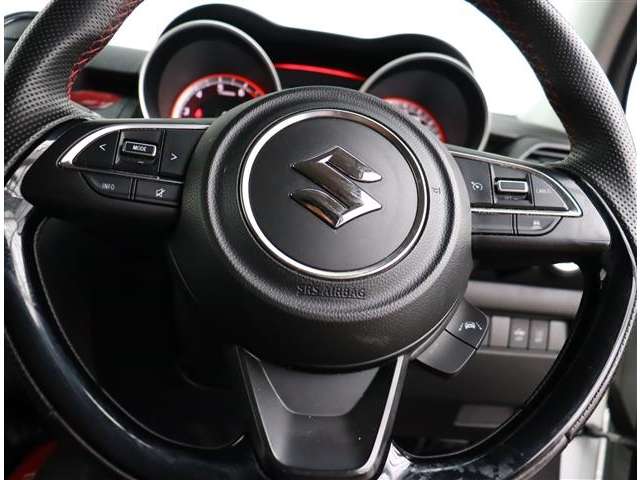 スズキ スイフト スポーツ １．４ H30年 (関東) 99