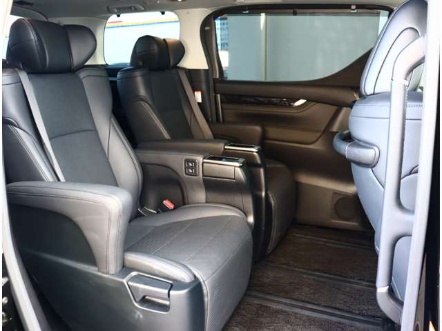 トヨタ アルファード ２．５ Ｓ Ｃパッケージ R3年 (関東) 99