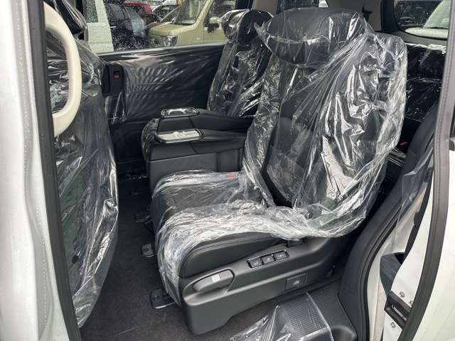 ホンダ オデッセイ　ハイブリッド ２．０ Ｅ：ＨＥＶ アブソルート R6年 (東海) 99