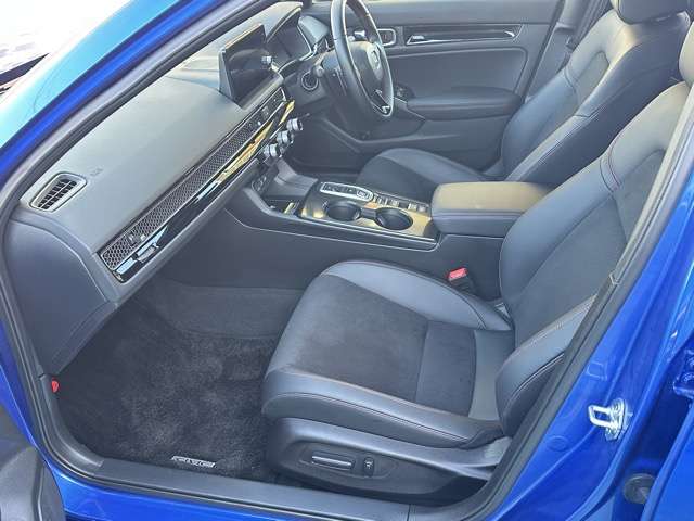 ホンダ シビック　ハイブリッド ２．０ Ｅ：ＨＥＶ R4年 (東海) 99