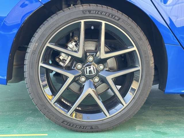 ホンダ シビック　ハイブリッド ２．０ Ｅ：ＨＥＶ R4年 (東海) 99