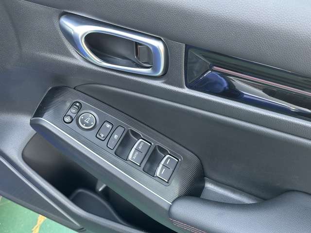 ホンダ シビック　ハイブリッド ２．０ Ｅ：ＨＥＶ R4年 (東海) 99