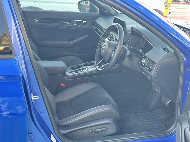 ホンダ シビック　ハイブリッド ２．０ Ｅ：ＨＥＶ R4年 (東海) 99