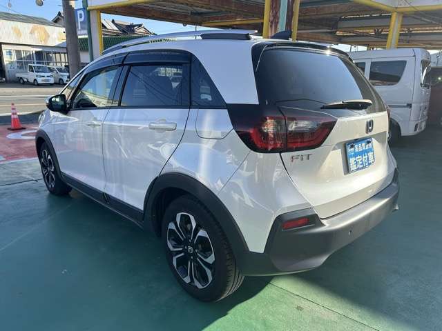 ホンダ フィット　ハイブリッド １．５ Ｅ：ＨＥＶ クロスター R4年 (東海) 99