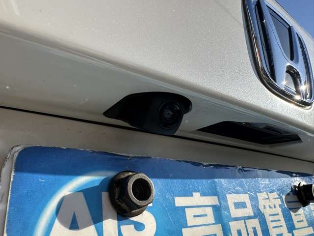 ホンダ フィット　ハイブリッド １．５ Ｅ：ＨＥＶ クロスター R4年 (東海) 99