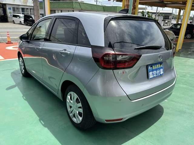 ホンダ フィット １．３ ホーム R4年 (東海) 99