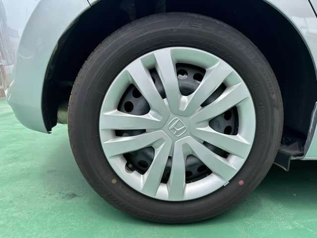 ホンダ フィット １．３ ホーム R4年 (東海) 99