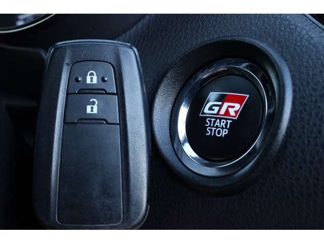 トヨタ Ｃ−ＨＲ １．２ Ｓ－Ｔ ＧＲ スポーツ R2年 (関東) 99