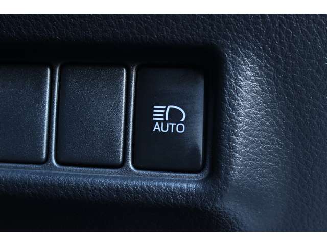 トヨタ Ｃ−ＨＲ １．２ Ｓ－Ｔ ＧＲ スポーツ R2年 (関東) 99