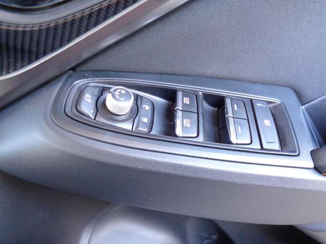 スバル ＸＶ ２．０ アドバンス ４ＷＤ H30年 () 99