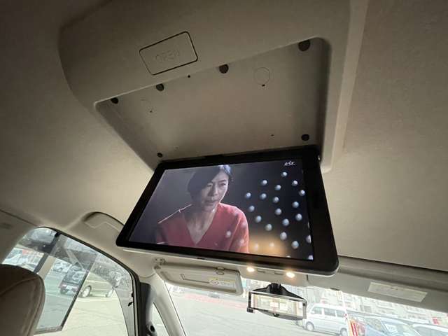 日産 セレナ ２．０ ＸＶ チェアキャブ スロープタイプ 車イス２名仕様 R5年 (東北) 99