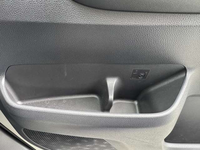 トヨタ ヴォクシー ２．０ Ｓ－Ｚ R4年 (九州・沖縄) 99