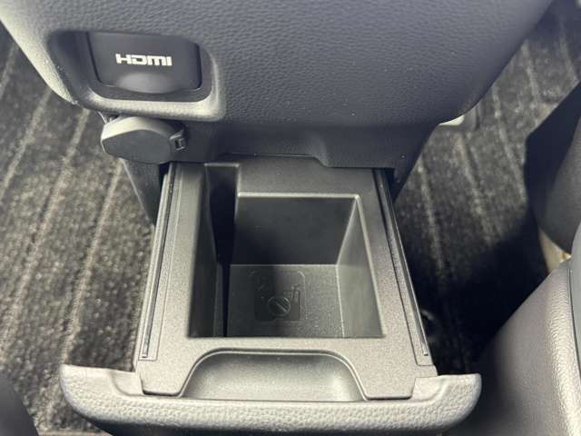 トヨタ ヴォクシー ２．０ Ｓ－Ｚ R4年 (九州・沖縄) 99