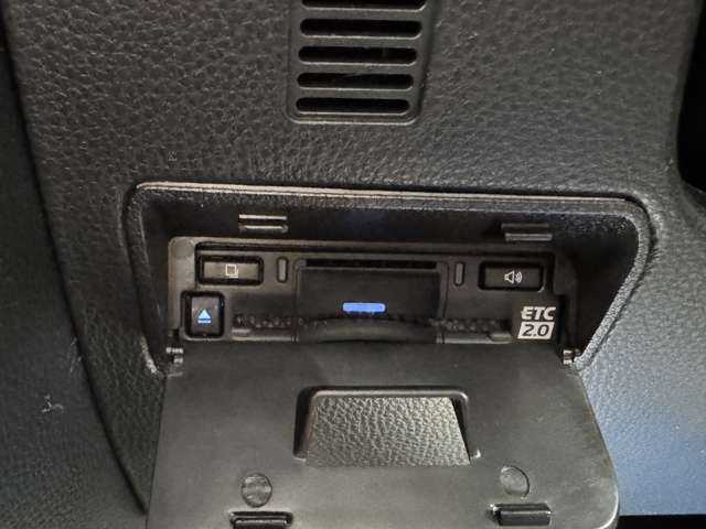 トヨタ ヴォクシー ２．０ Ｓ－Ｚ R4年 (九州・沖縄) 99