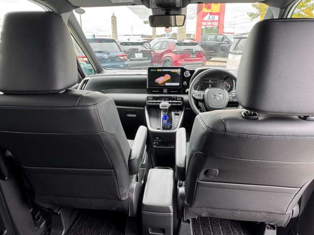 トヨタ ヴォクシー ２．０ Ｓ－Ｚ R4年 (九州・沖縄) 99