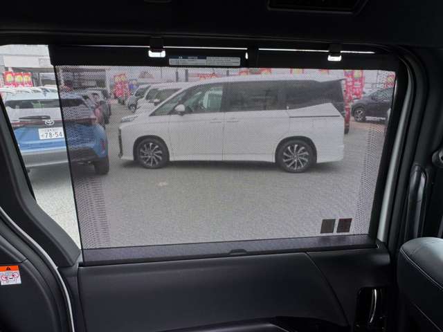 トヨタ ヴォクシー ２．０ Ｓ－Ｚ R4年 (九州・沖縄) 99