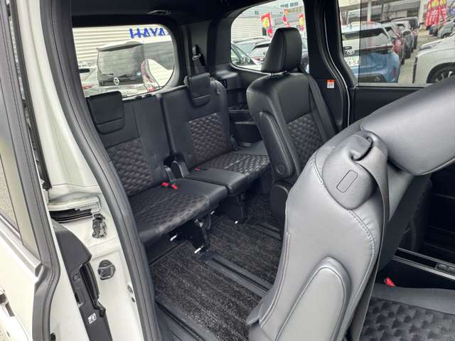 トヨタ ヴォクシー ２．０ Ｓ－Ｚ R4年 (九州・沖縄) 99