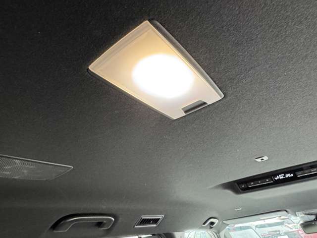 トヨタ ヴォクシー ２．０ Ｓ－Ｚ R4年 (九州・沖縄) 99