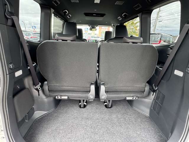 トヨタ ヴォクシー ２．０ Ｓ－Ｚ R4年 (九州・沖縄) 99